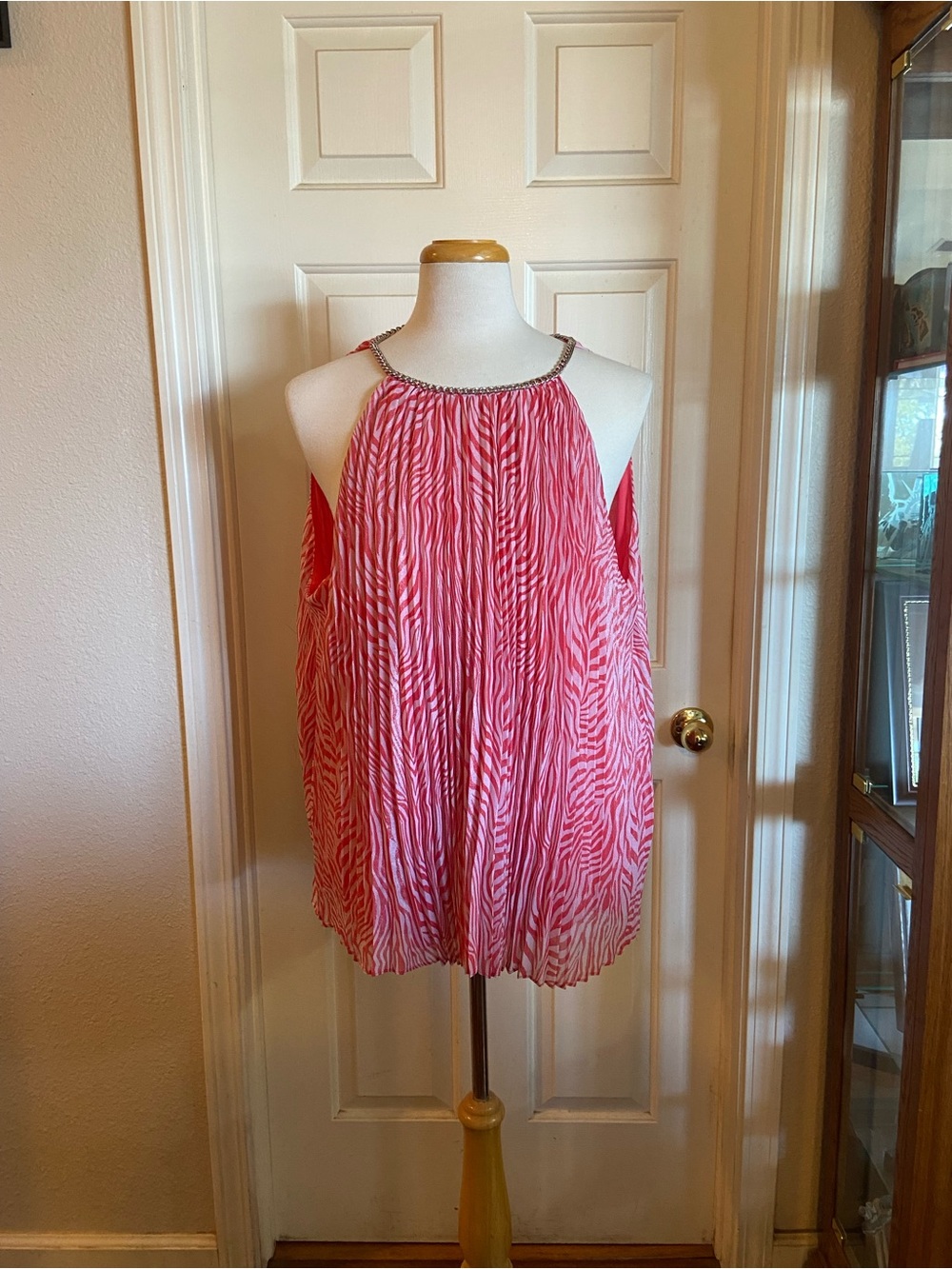 NWT Michael Kors Sz M, 2X Pleated Halter Top Women's Geranium Back Hook & Clasp